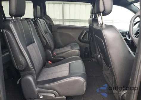 2014 Chrysler Town & Country S z USA, uszkodzony, nr VIN 2C4RC1HG0ER408193